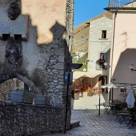 Il Sogno Dimora Storica Nocleg ze śniadaniem Santo Stefano Di Sessanio