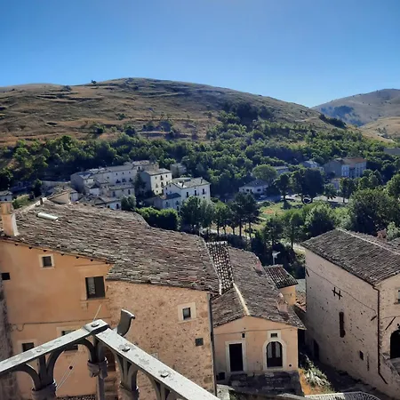 Il Sogno Dimora Storica Nocleg ze śniadaniem Santo Stefano Di Sessanio